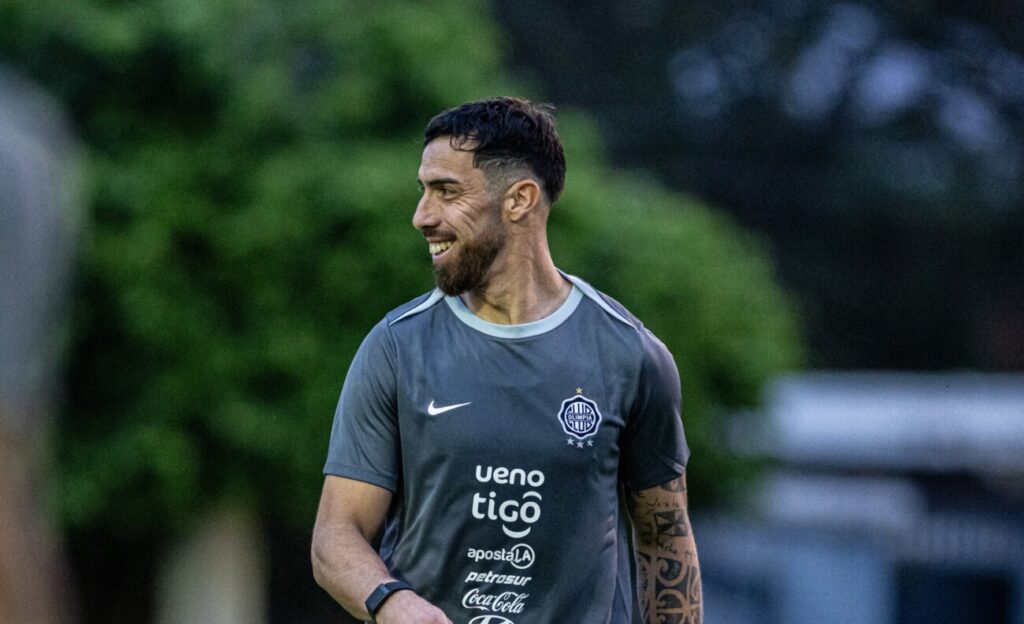 Olimpia recibe a Guaraní con debut de Ávalos y Arce de vuelta en el Aborigen